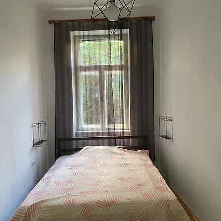 Nf's Lovely In Heart Of Sarajevo